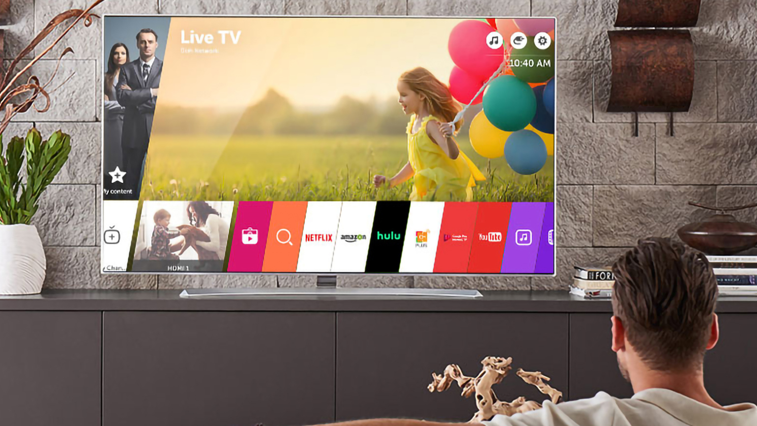 What is Smart TV? Functions & Features Explained!