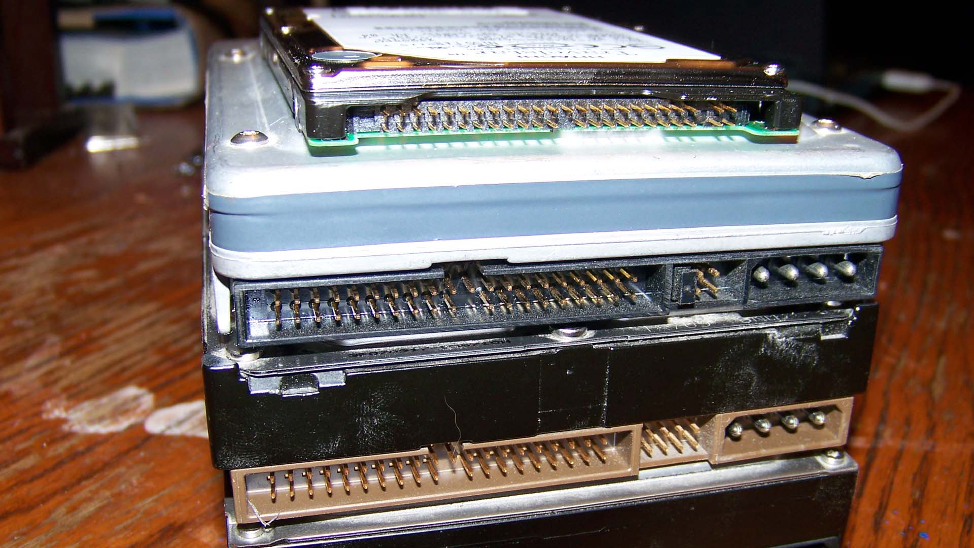 SATA Vs PATA: Differences You Should Know! - GEEKY SOUMYA